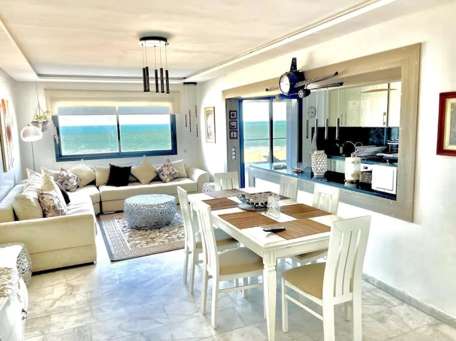 Miramar Luxury Apartment Mohammedia
dining area
