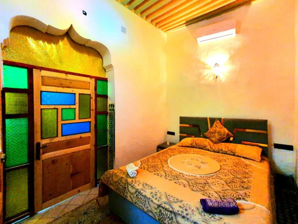 hostel rcif fes room