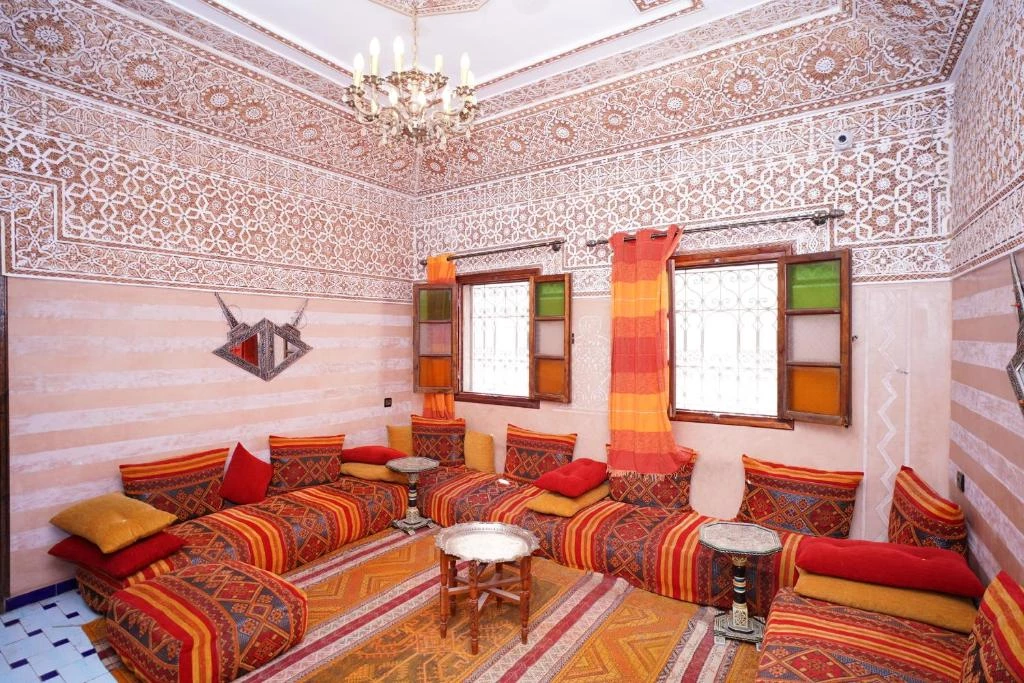 riad dar essassi living room