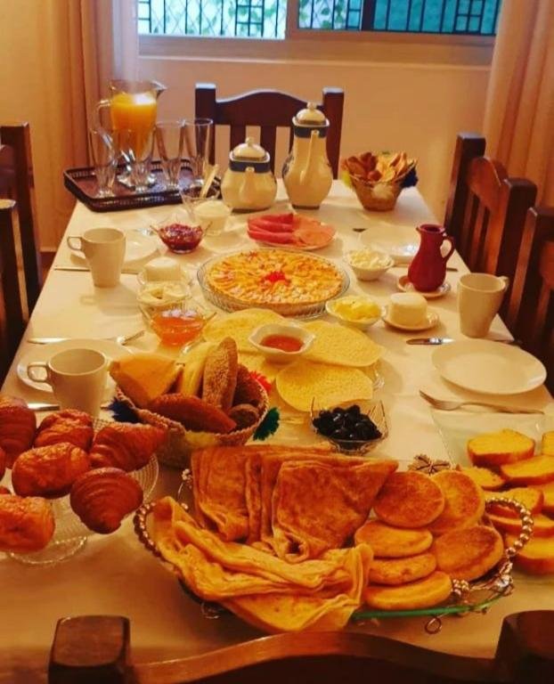 VILLA MATI Maison D'hôtes dinner